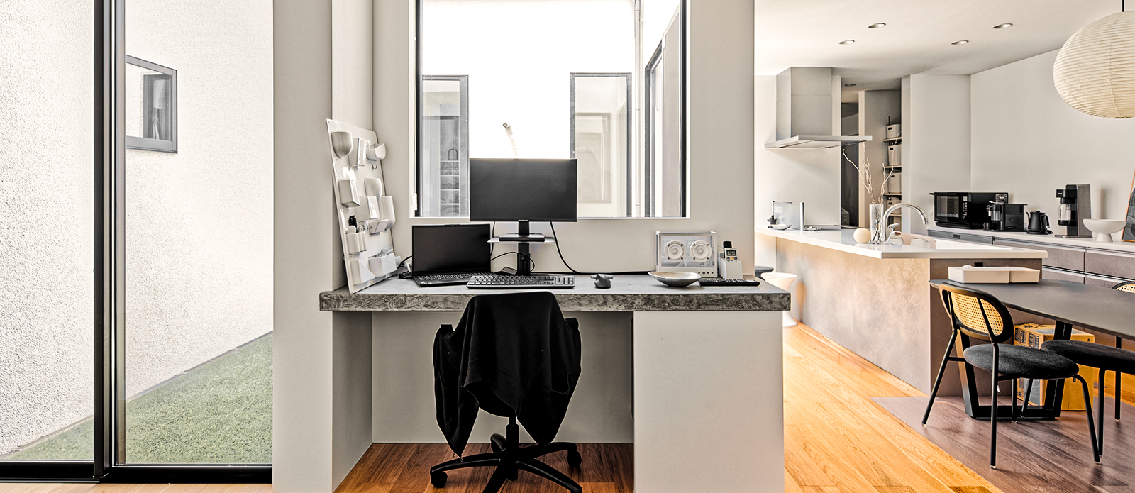 動線が短く、愛車との距離が近い